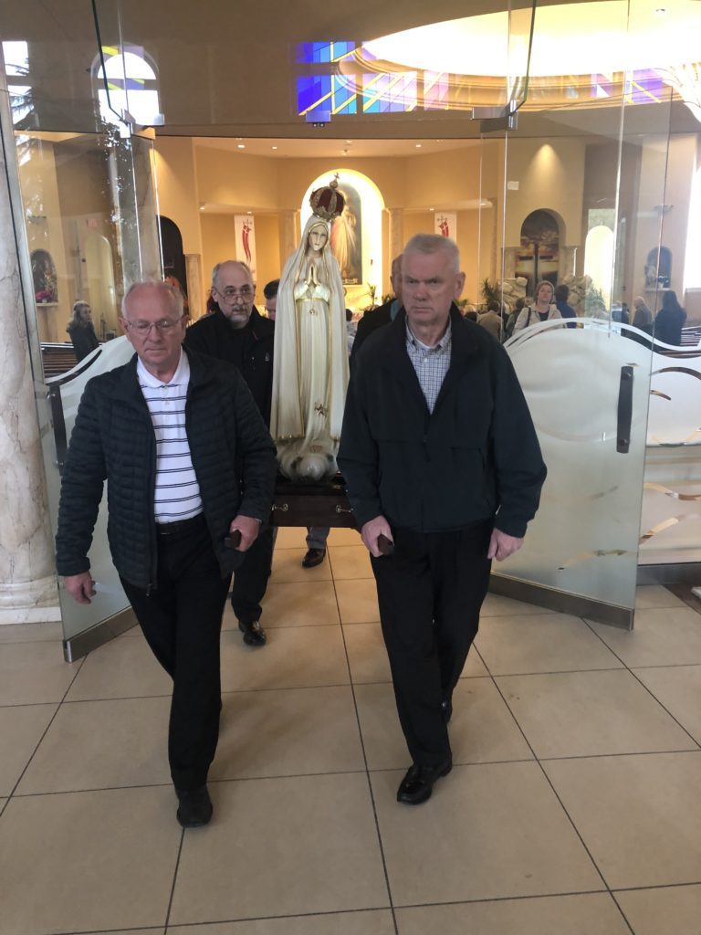 Nawiedzenie Figury Matki Bożej Fatimskiej