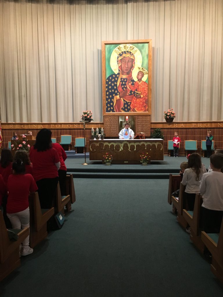 Pielgrzymka dzieci komunijnych do Sanktuarium Matki Boskiej Częstochowskiej w Merrville.
